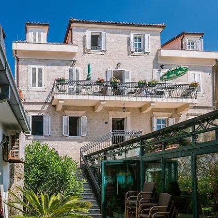 Kezman Apartment تْشيرسيك نوفي المظهر الخارجي الصورة