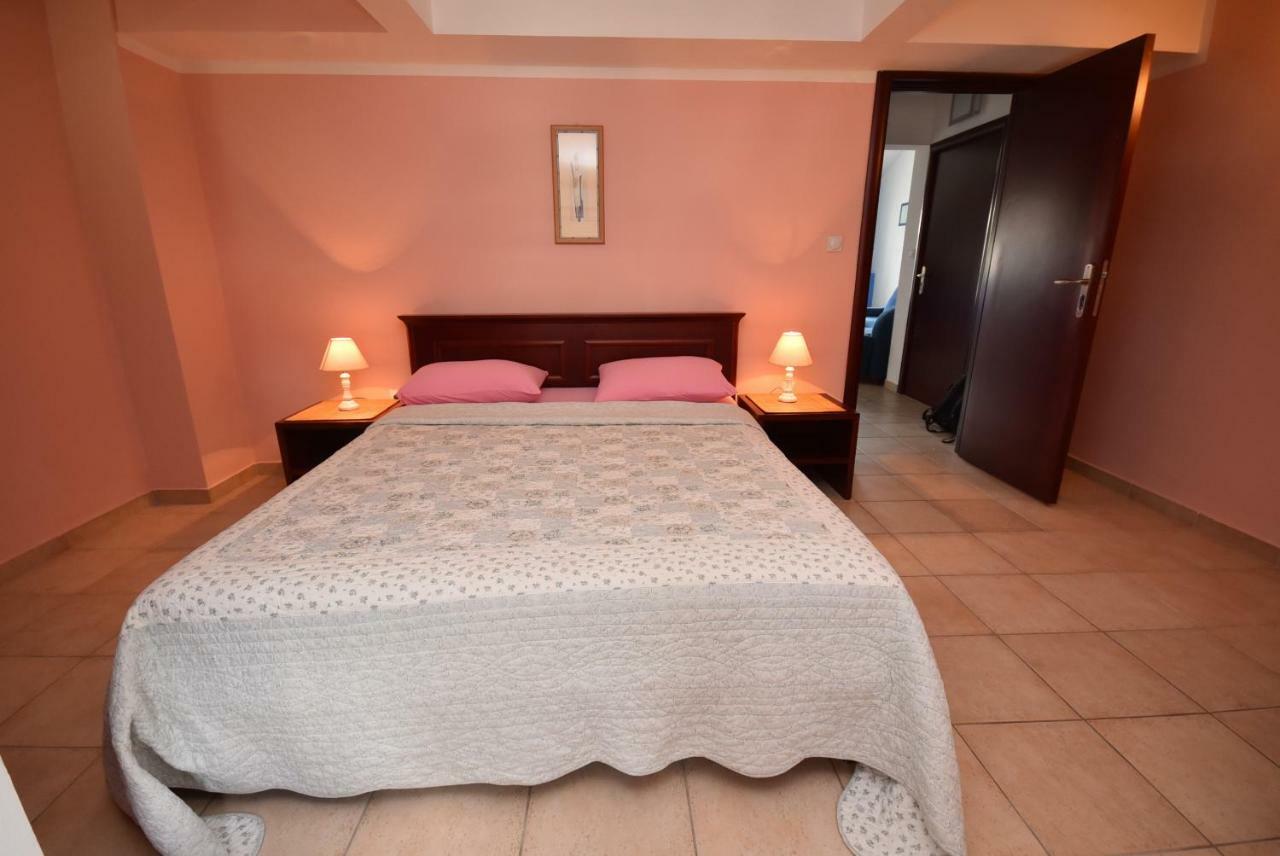 Kezman Apartment تْشيرسيك نوفي المظهر الخارجي الصورة