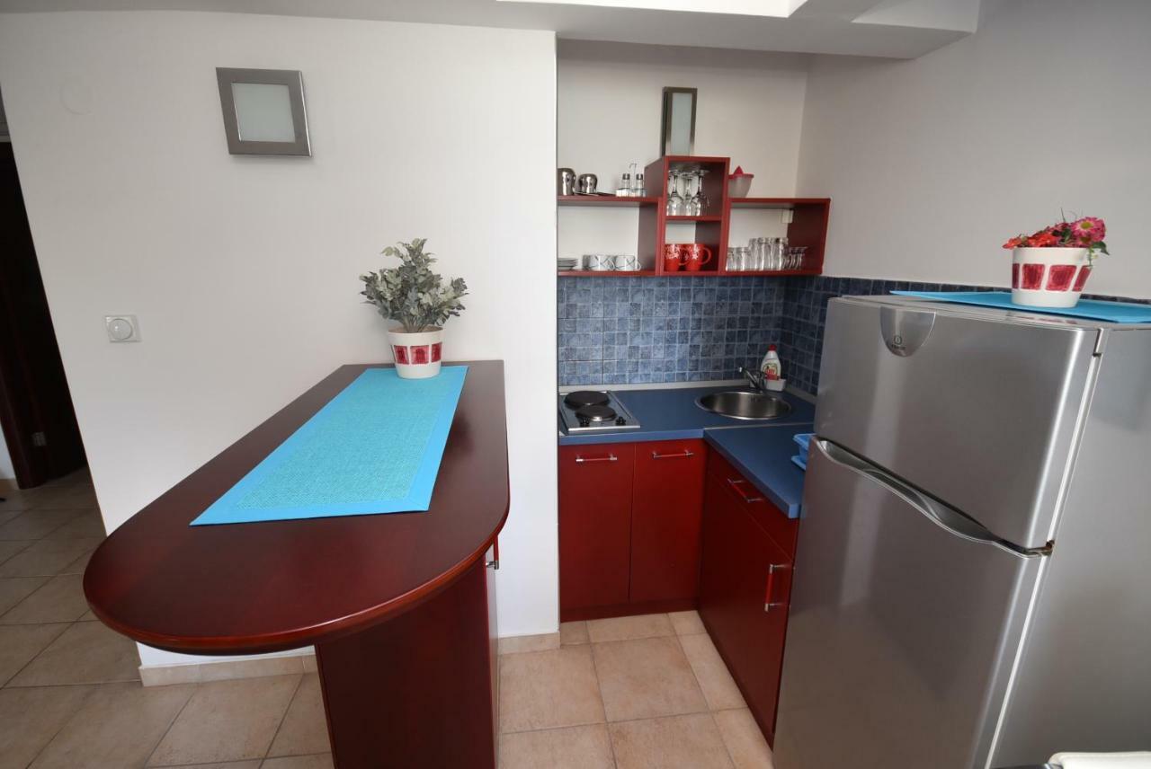 Kezman Apartment تْشيرسيك نوفي المظهر الخارجي الصورة